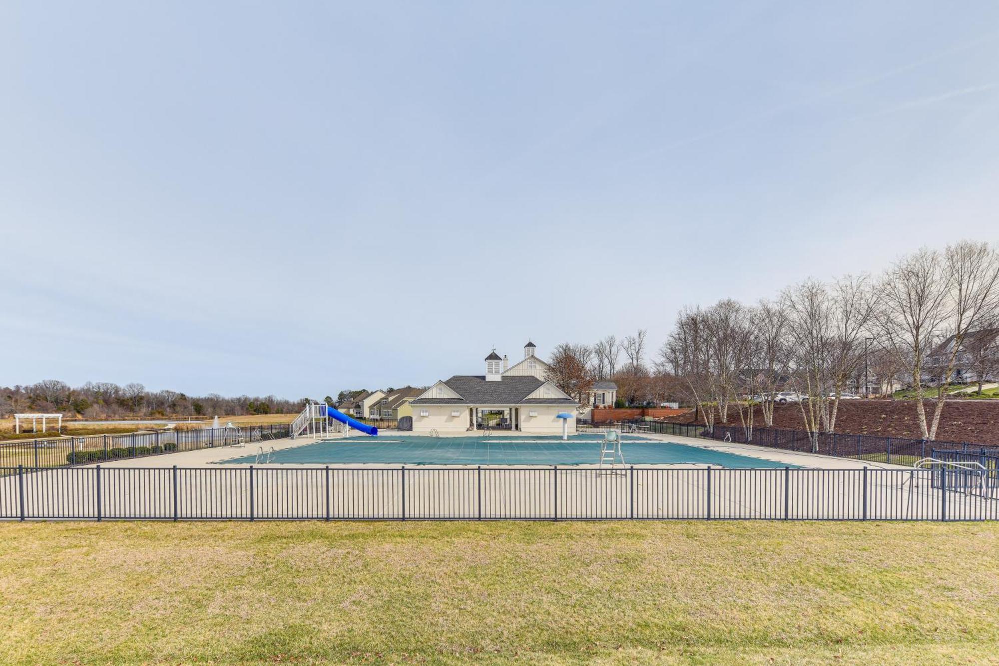 Holiday home Remote Work-friendly Meadowville Landing Getaway