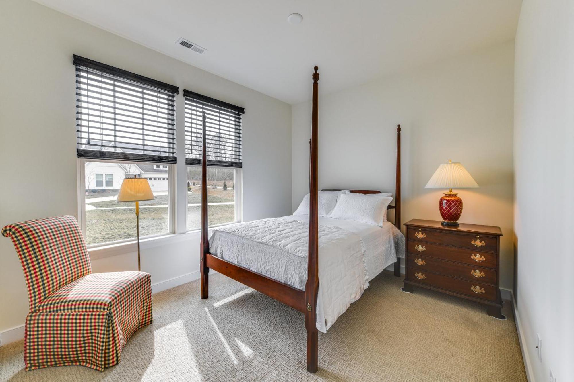Remote Work-friendly Meadowville Landing Getaway Holiday home Chester